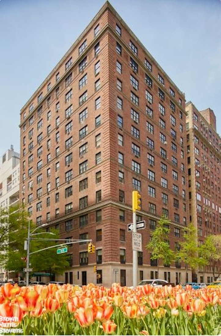 1060 Park Avenue Carnegie Hill New York NY 10128