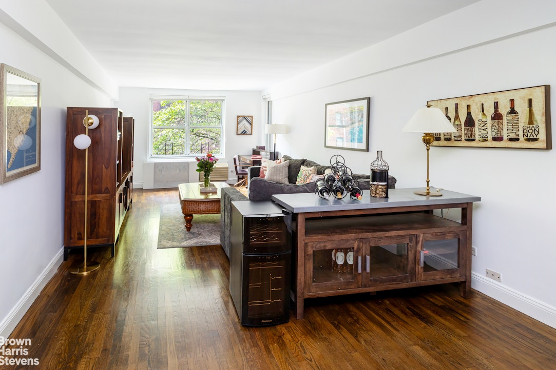 345 East 54th Street Sutton Place New York NY 10022