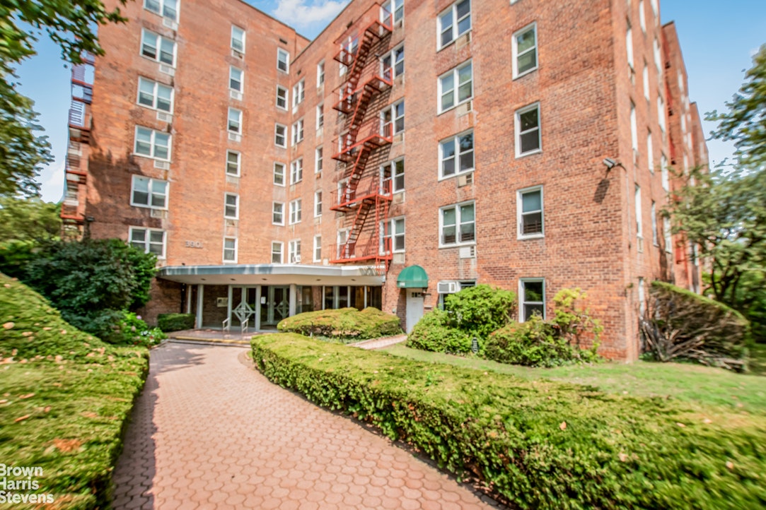 3901 Independence Avenue Riverdale Bronx NY 10463