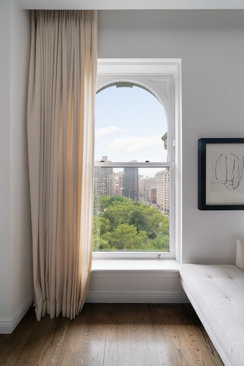 225 Fifth Avenue Phr, Nomad, Downtown, NYC - 3 Bedrooms  
3 Bathrooms  
7 Rooms - 