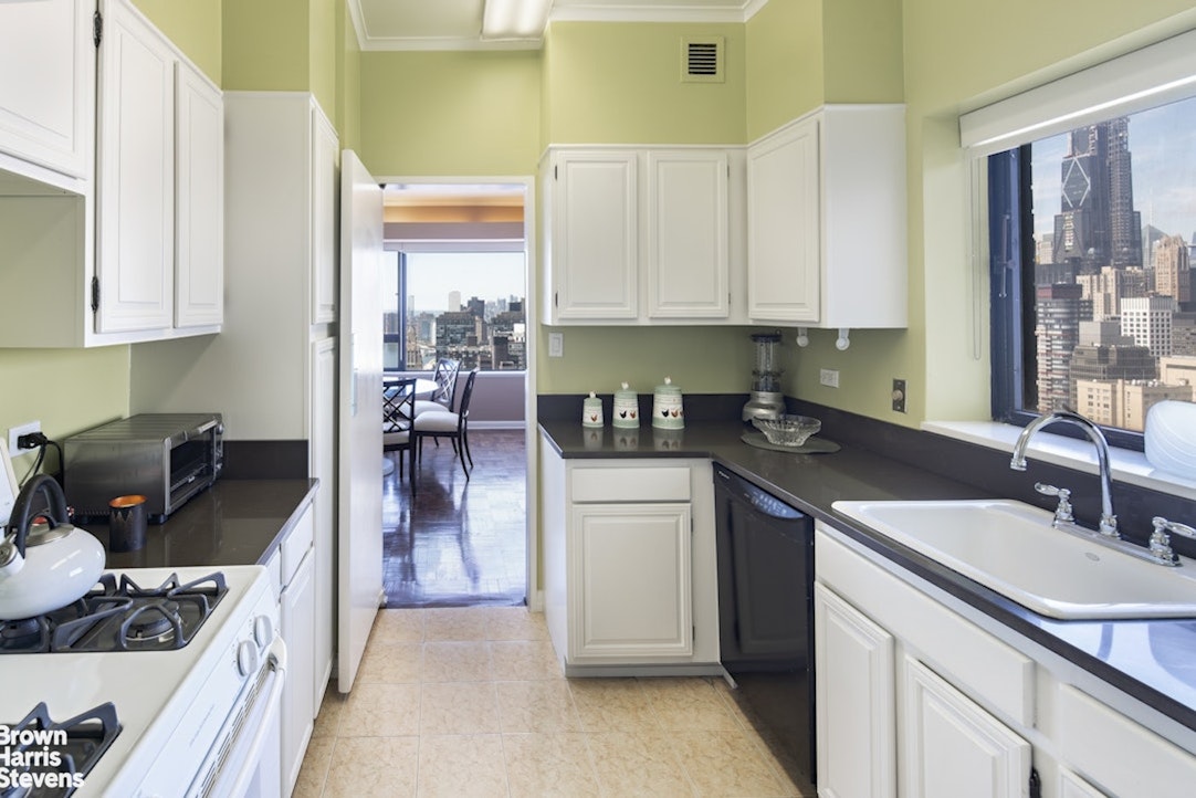425 East 58th Street Sutton Place New York NY 10022