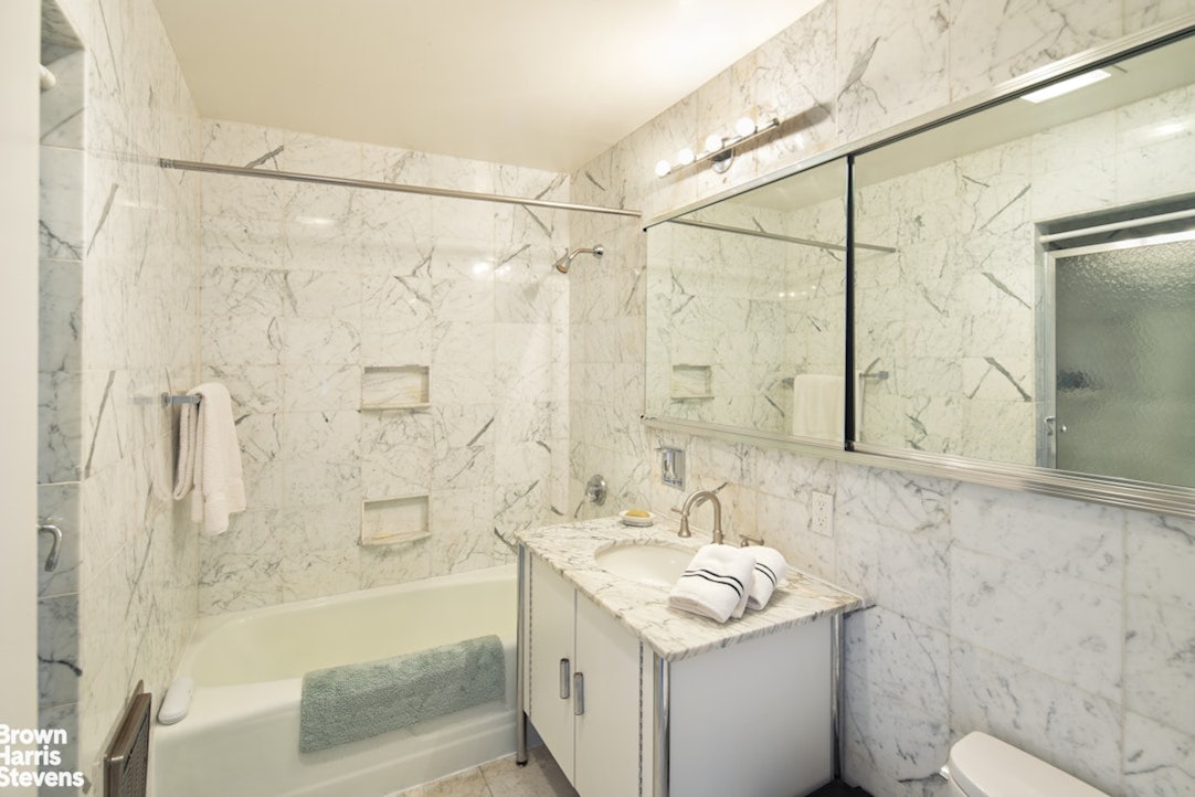 425 East 58th Street Sutton Place New York NY 10022