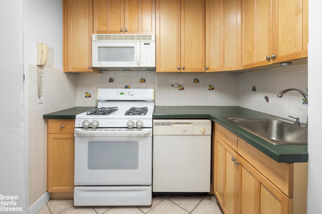345 East 86th Street Upper East Side New York NY 10028