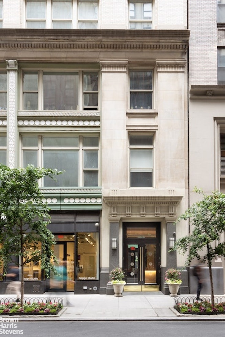 49 East 21st Street Flatiron District New York NY 10010
