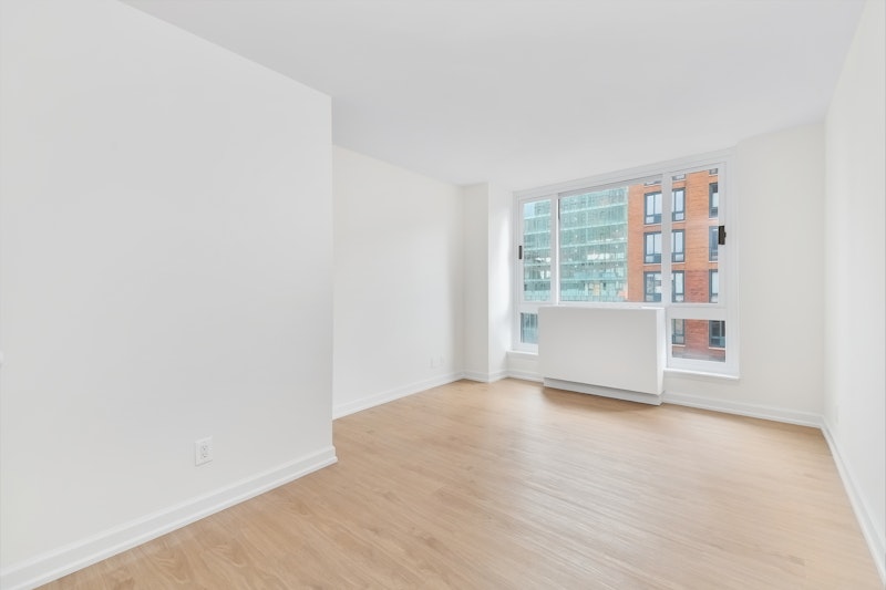 1 Irving Place, Gramercy Park, Downtown, NYC - 2 Bedrooms  
1 Bathrooms  
4 Rooms - 