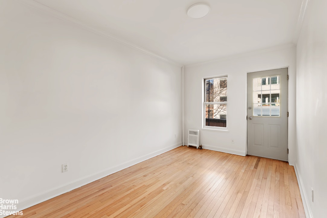 352 East 19th Street Gramercy Park New York NY 10003