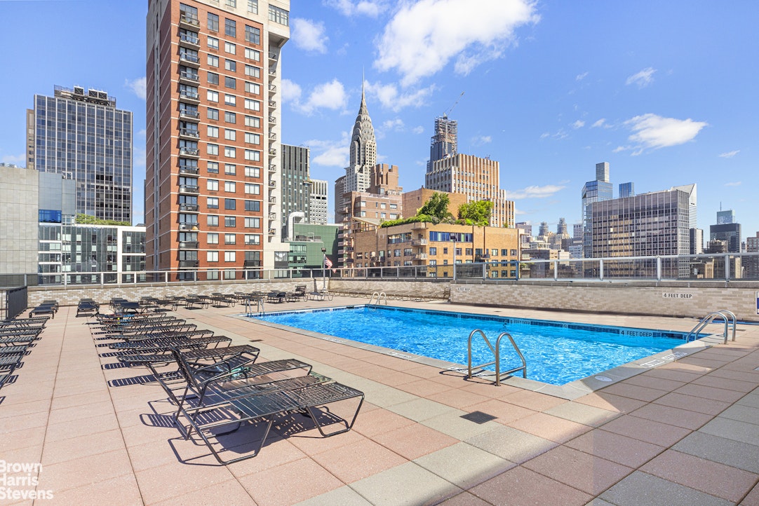 300 East 40th Street Murray Hill New York NY 10016
