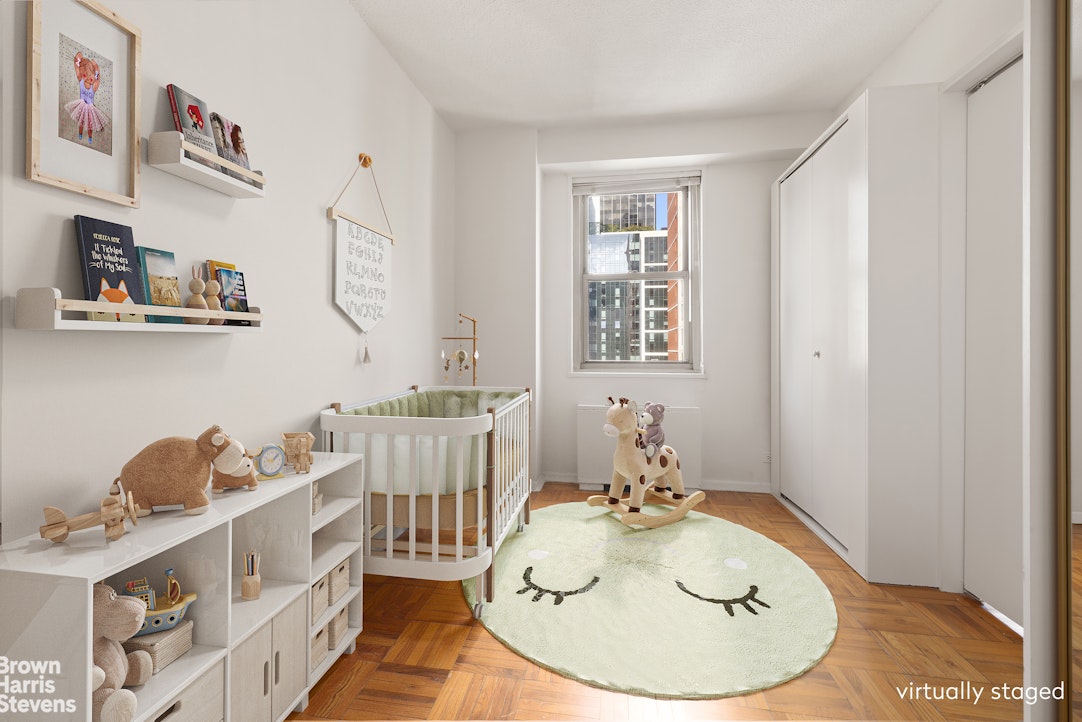 300 East 40th Street Murray Hill New York NY 10016
