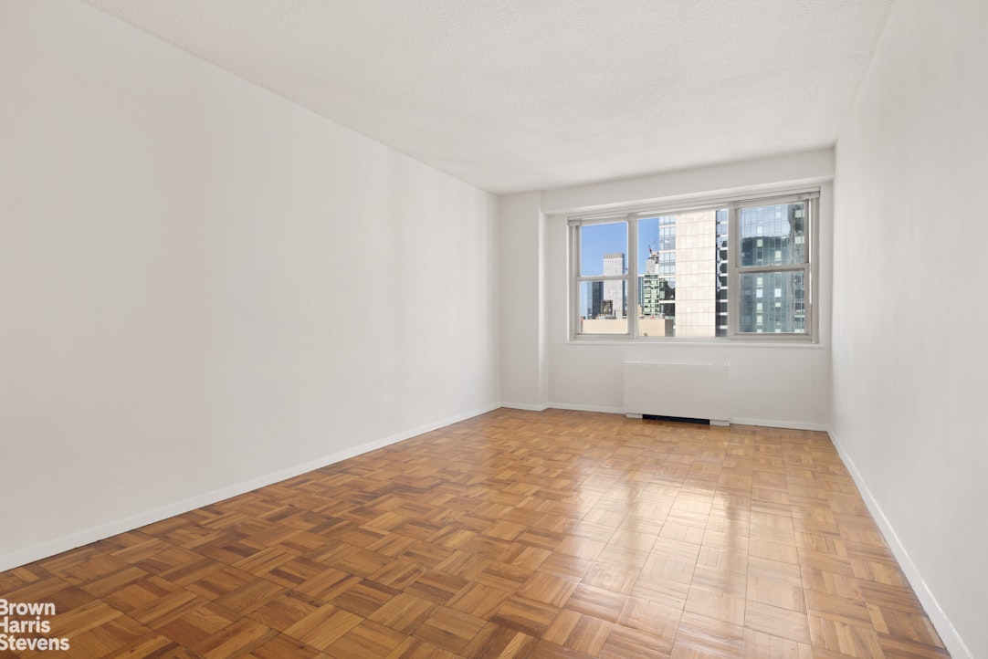 300 East 40th Street Murray Hill New York NY 10016