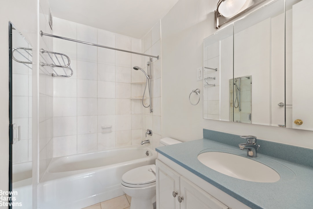 300 East 40th Street Murray Hill New York NY 10016