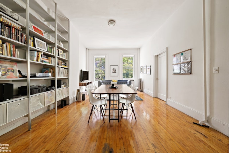 452 West 23rd Street 2A, Chelsea, Downtown, NYC - 1 Bedrooms  
1 Bathrooms  
3 Rooms - 