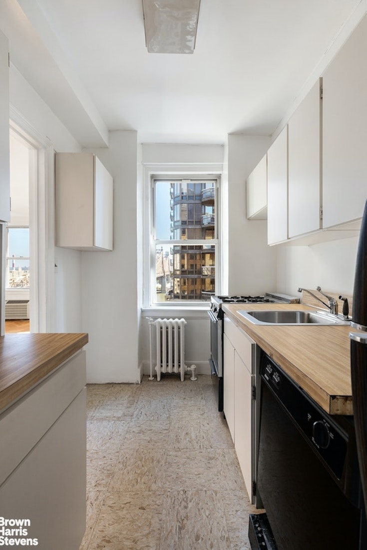 400 East 59th Street 14F Sutton Place New York NY 10022