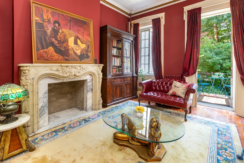 193 Waverly Place, West Village, Downtown, NYC - 5 Bedrooms  
3.5 Bathrooms  
10 Rooms - 