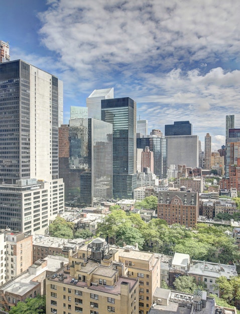 236 East 47th Street 32E, Midtown East, Midtown East, NYC - 2 Bedrooms  
2 Bathrooms  
4 Rooms - 