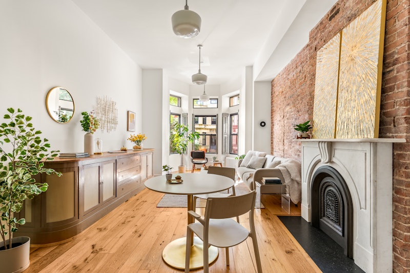 579 Jefferson Avenue 2, Stuyvesant Heights, Brooklyn, New York - 1 Bedrooms  
1 Bathrooms  
3.5 Rooms - 