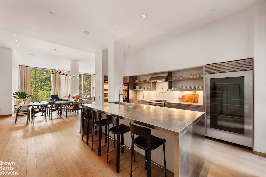 368 Third Avenue PH34A Kips Bay New York NY 10016