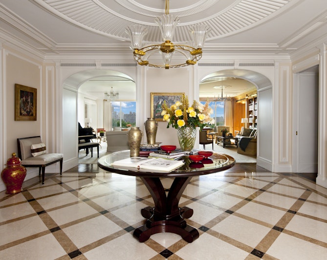 912 Fifth Avenue 10thfloor, Upper East Side, Upper East Side, NYC - 5 Bedrooms  
4.5 Bathrooms  
12 Rooms - 