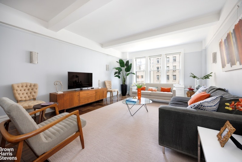 50 West 96th Street 6A, Upper West Side, Upper West Side, NYC - 4 Bedrooms  
3 Bathrooms  
7 Rooms - 