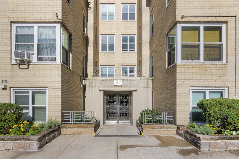 360 Cabrini Boulevard 3J, Washington Heights, Upper Manhattan, NYC - 1 Bathrooms  
2 Rooms - 