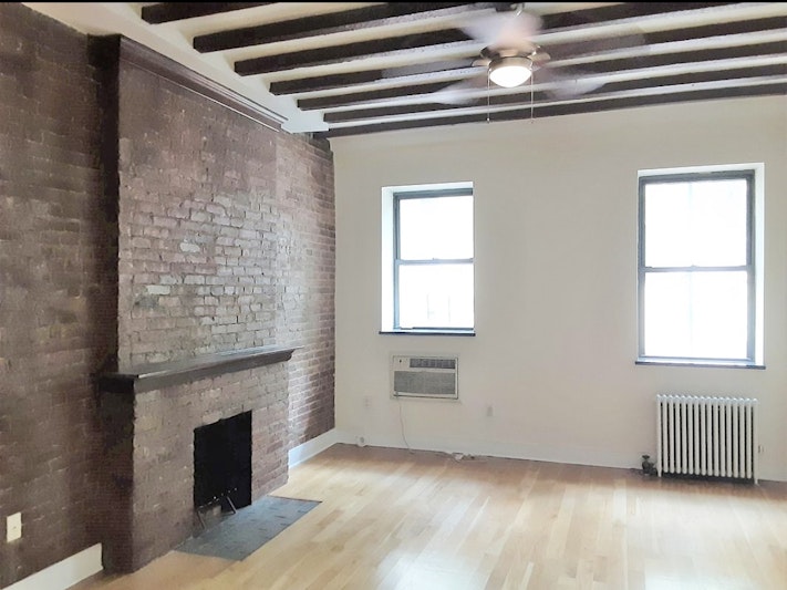 46 West 65th Street, Upper West Side, Upper West Side, NYC - 1 Bedrooms  
1 Bathrooms  
3 Rooms - 
