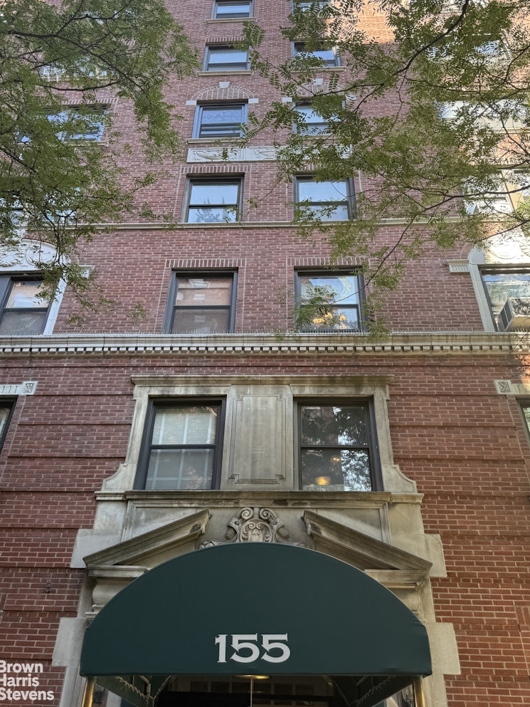155 East 93rd Street 6A Carnegie Hill New York NY 10128