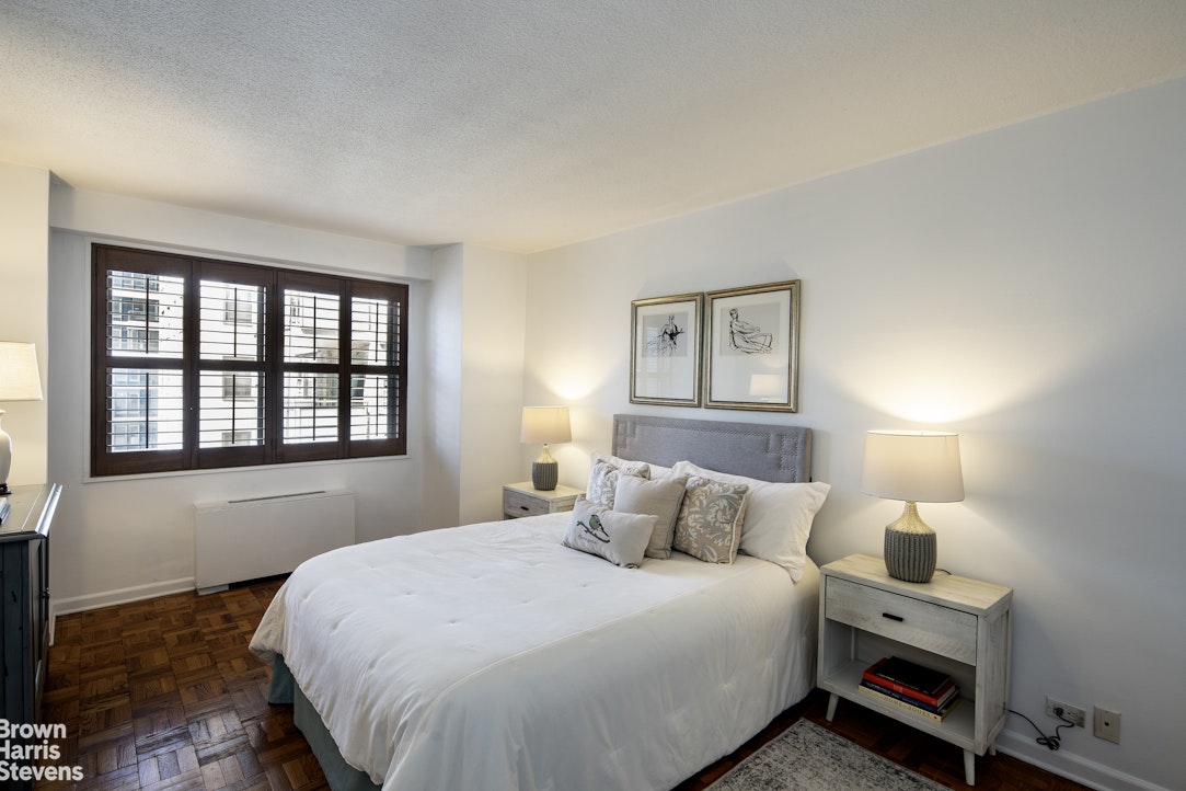300 East 40th Street Murray Hill New York NY 10016