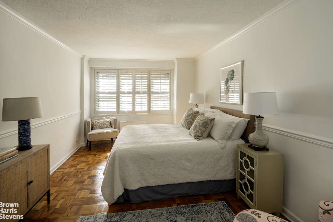 300 East 40th Street Murray Hill New York NY 10016