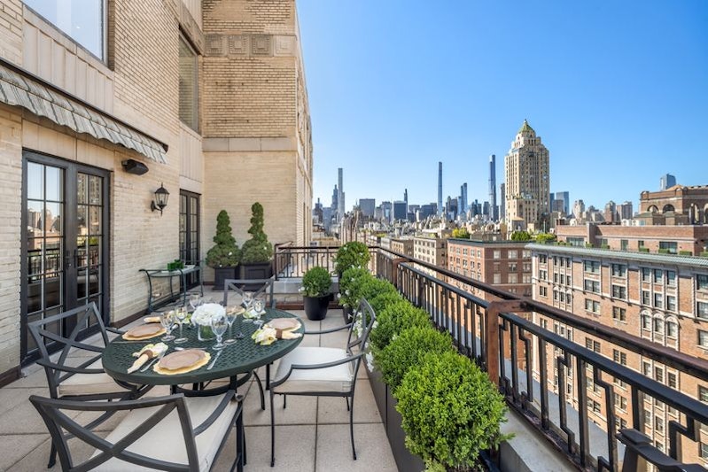 895 Park Avenue Ph16/1718A, Upper East Side, Upper East Side, NYC - 5 Bedrooms  
6.5 Bathrooms  
14 Rooms - 