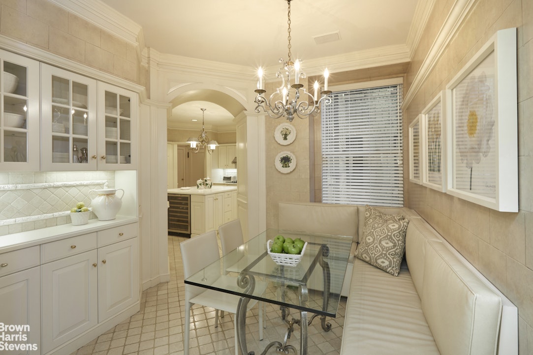 960 Park Avenue 2NDFLE Upper East Side New York NY 10028