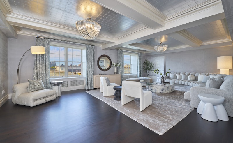 995 Fifth Avenue 10S, Upper East Side, Upper East Side, NYC - 4 Bedrooms  
3.5 Bathrooms  
8 Rooms - 