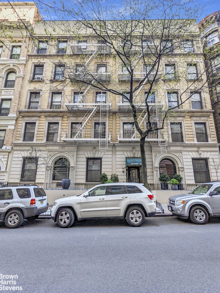 203 West 87th Street Upper West Side New York NY 10024