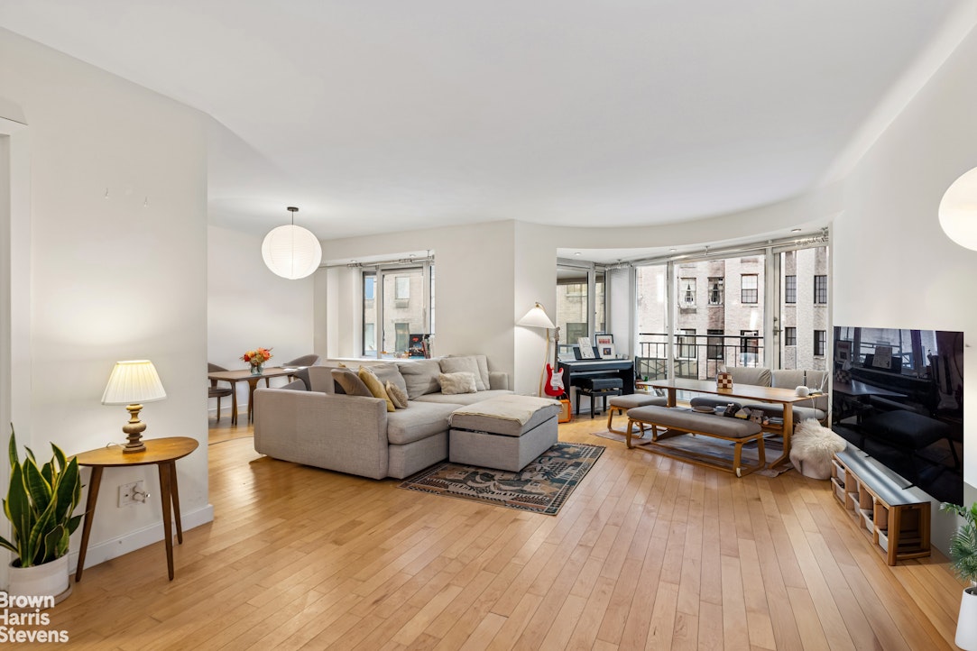 60 Sutton Place South 11BS Sutton Place New York NY 10022