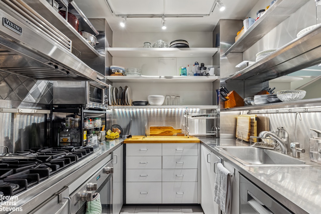 60 Sutton Place South 11BS Sutton Place New York NY 10022