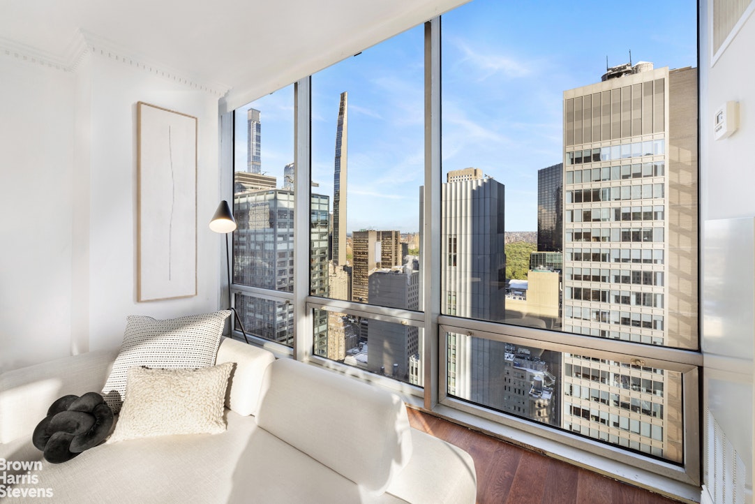 641 Fifth Avenue 34D2 Midtown East New York NY 10022