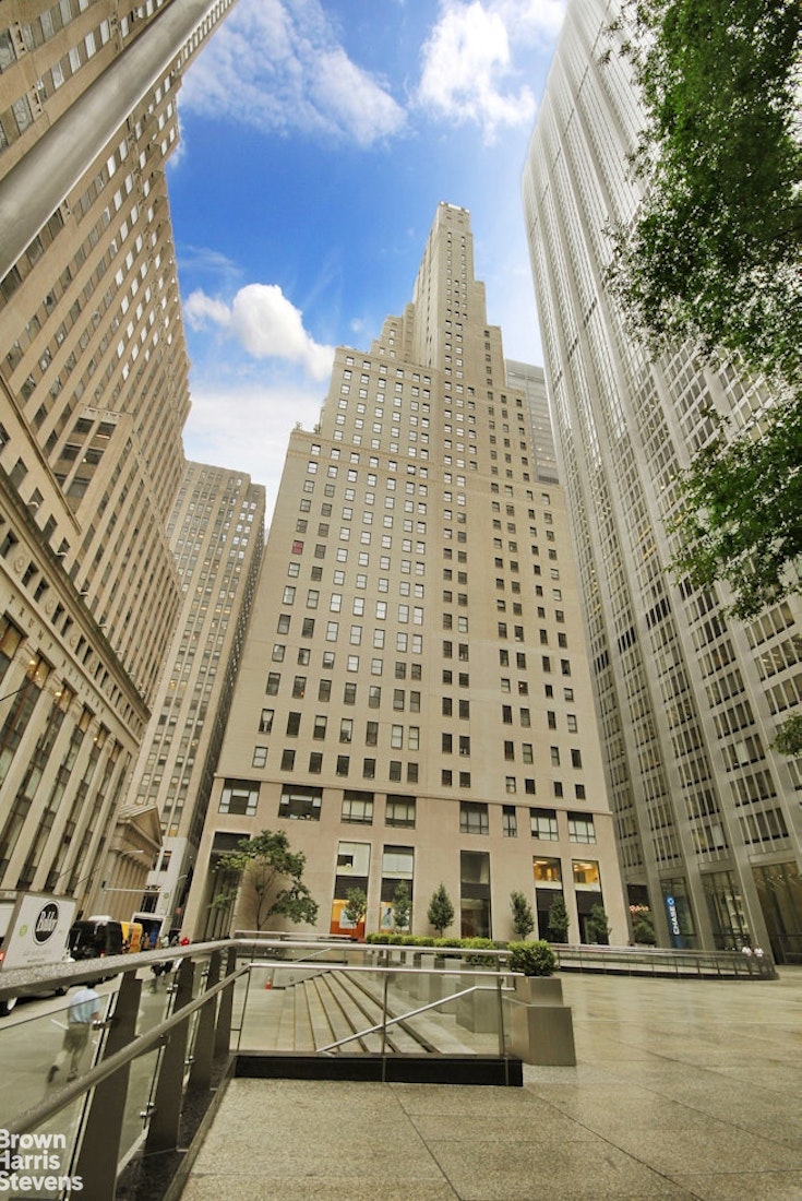 20 Pine Street 2706 Financial District New York NY 10005