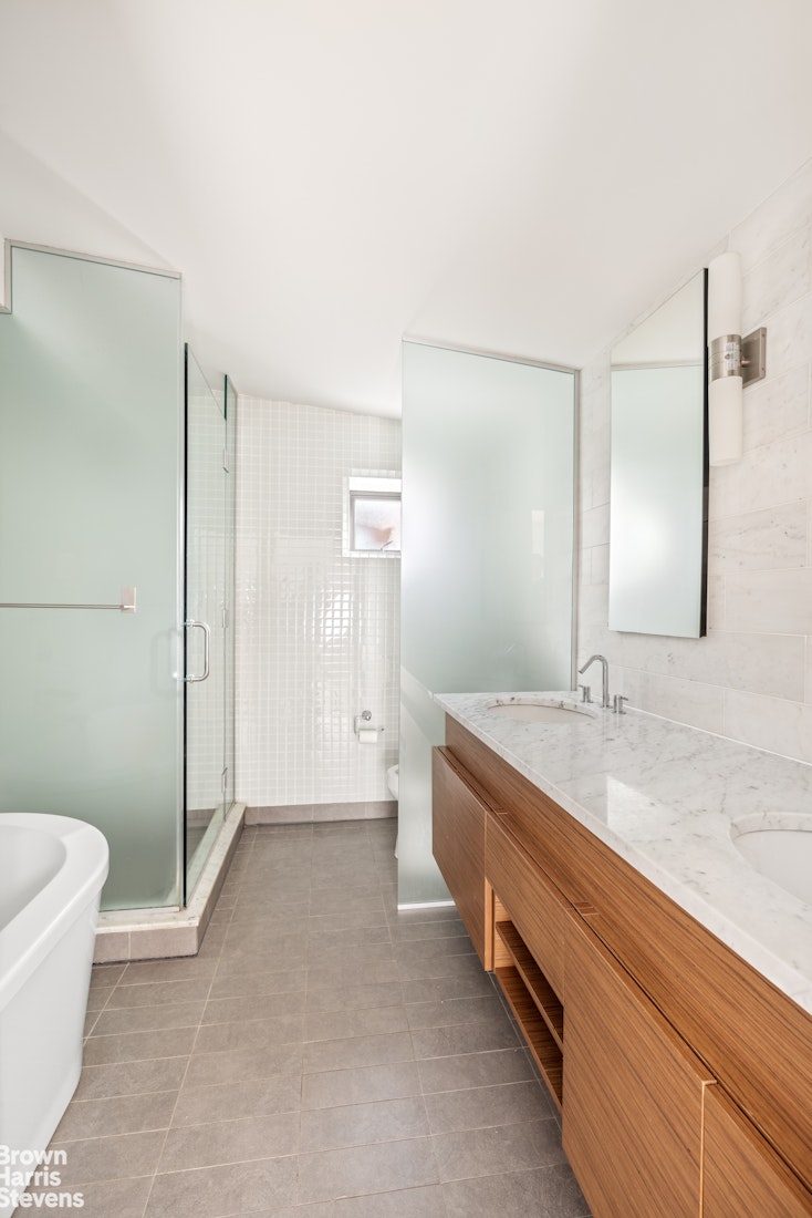 20 Henry Street PH3S Brooklyn Heights Brooklyn NY 11201