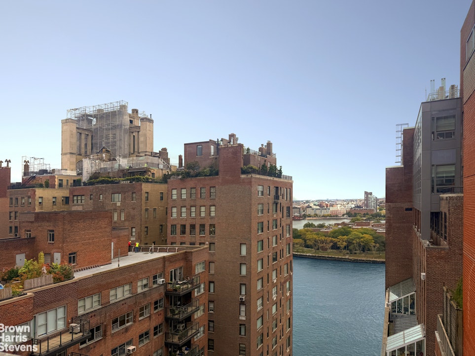 75 East End Avenue Upper East Side New York NY 10028