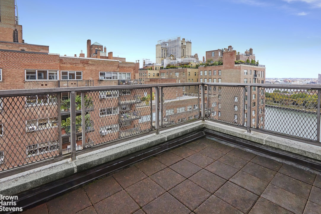 75 East End Avenue Upper East Side New York NY 10028