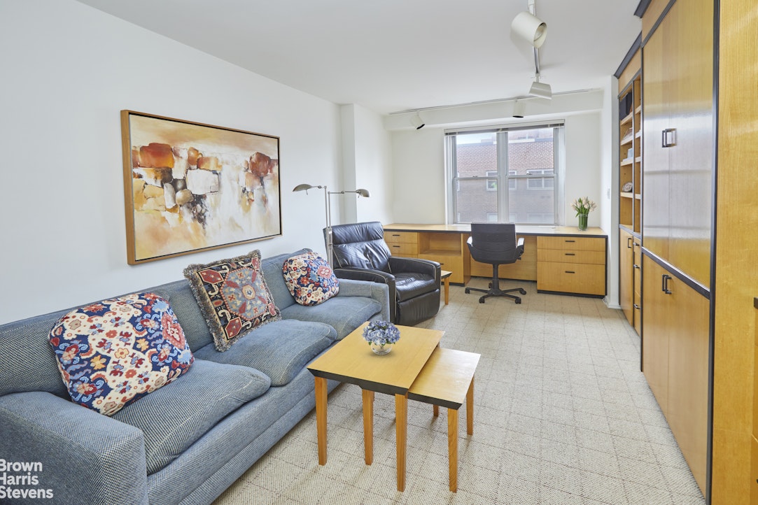 75 East End Avenue Upper East Side New York NY 10028