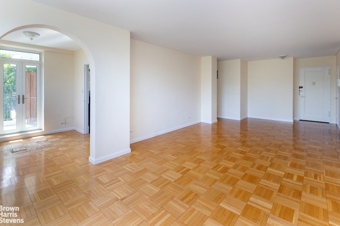 5355 Henry Hudson Parkway West Riverdale Bronx NY 10471