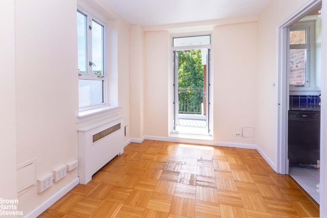 5355 Henry Hudson Parkway West Riverdale Bronx NY 10471