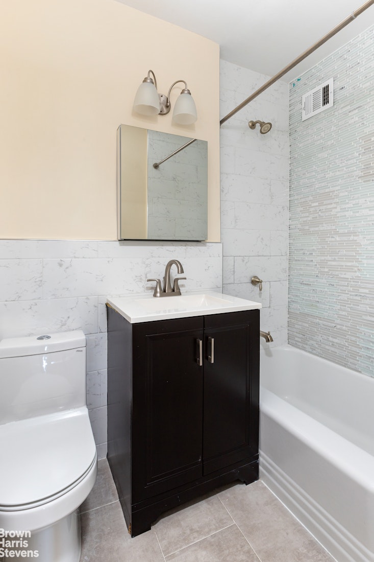 5355 Henry Hudson Parkway West Riverdale Bronx NY 10471