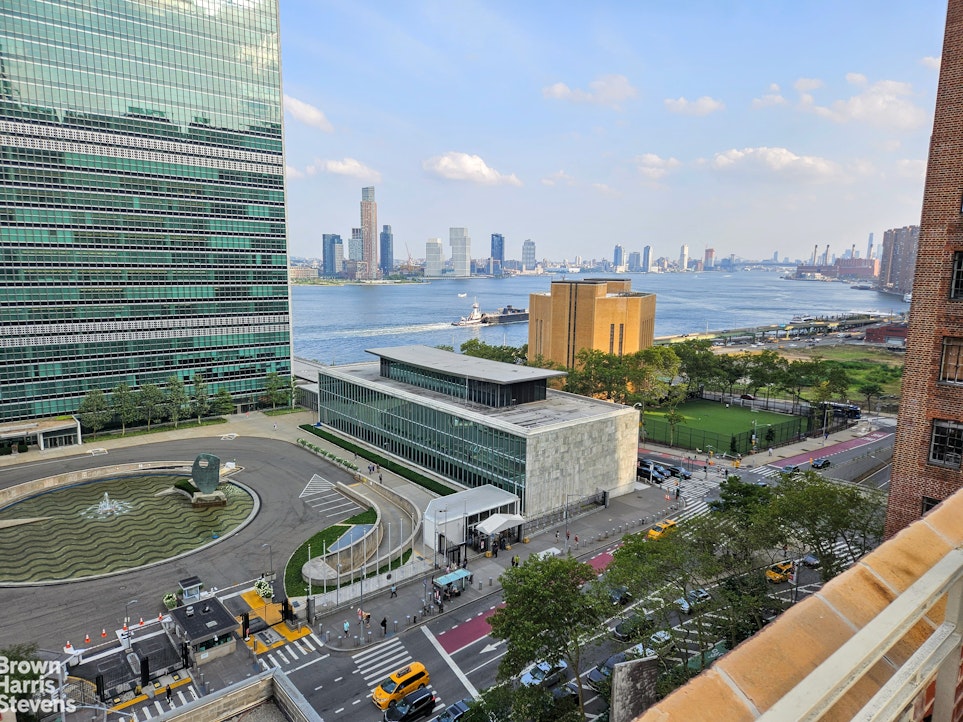 333 East 43rd Street Turtle Bay New York NY 10017