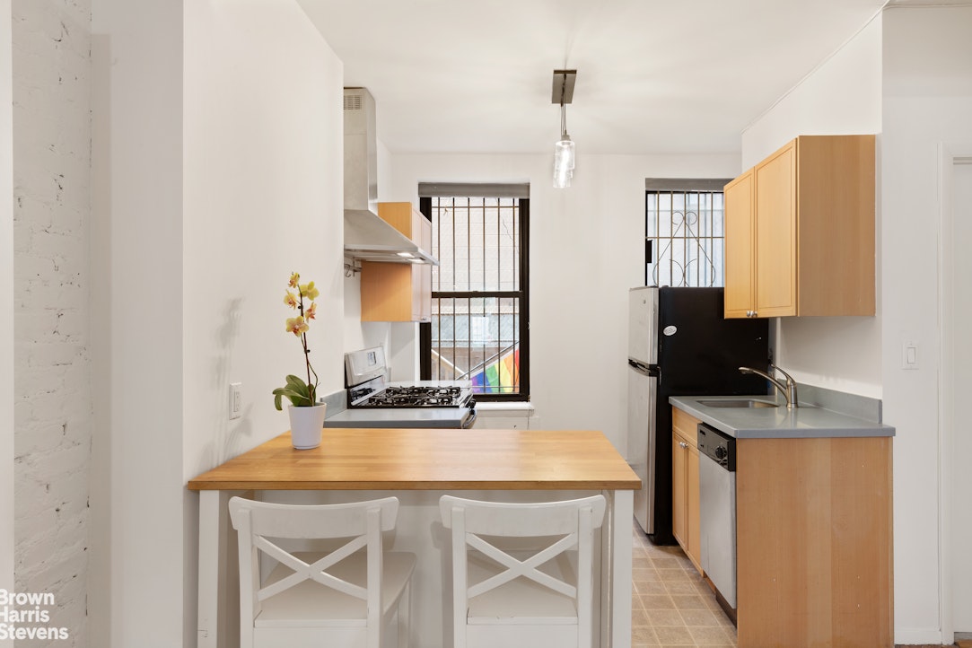 351 West 53rd Street Clinton New York NY 10019