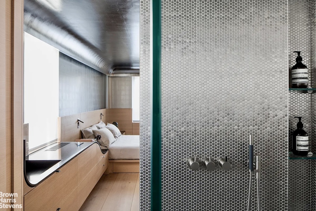 255 West 23rd Street 6CW Chelsea New York NY 10011