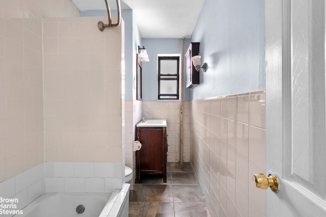 1070 Park Place Crown Heights Brooklyn NY 11213