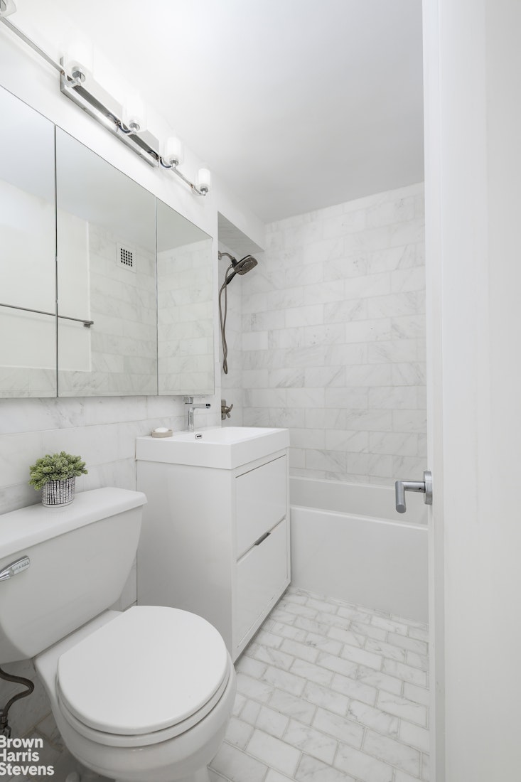 10 West 15th Street Flatiron District New York NY 10011