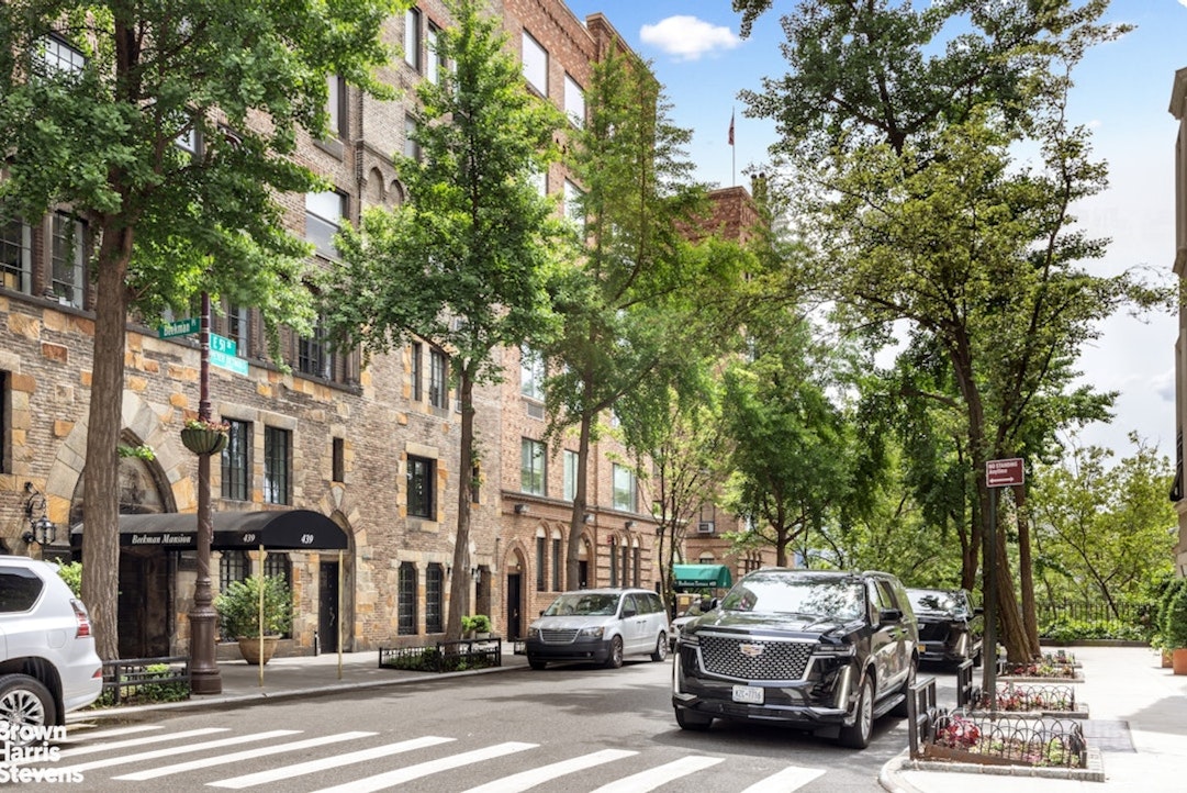 433 East 51st Street Beekman Place New York NY 10022