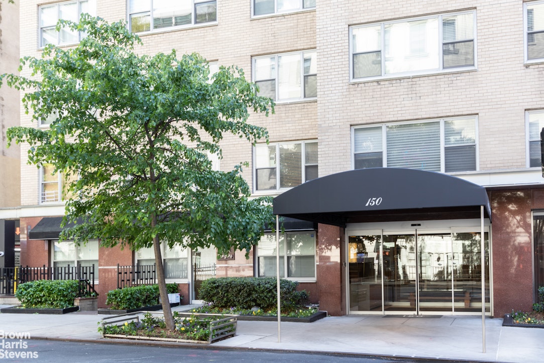 150 East 61st Street Upper East Side New York NY 10065