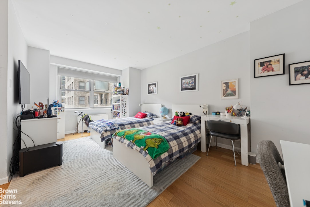 300 East 40th Street Murray Hill New York NY 10016